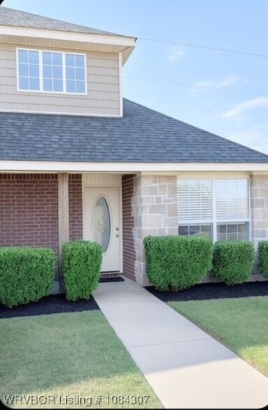 Building Photo - 7822 Huntington Way