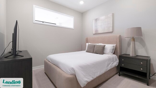 Photo - 600 19th St N Unit 616