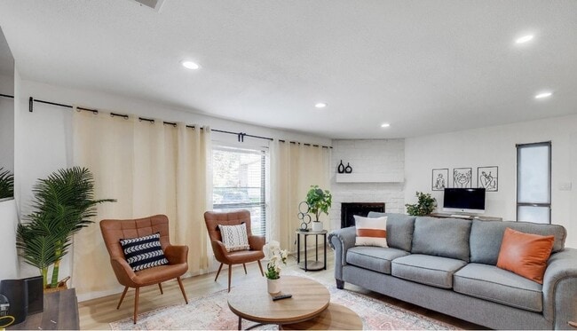 Photo - 5041 Thunder Rd