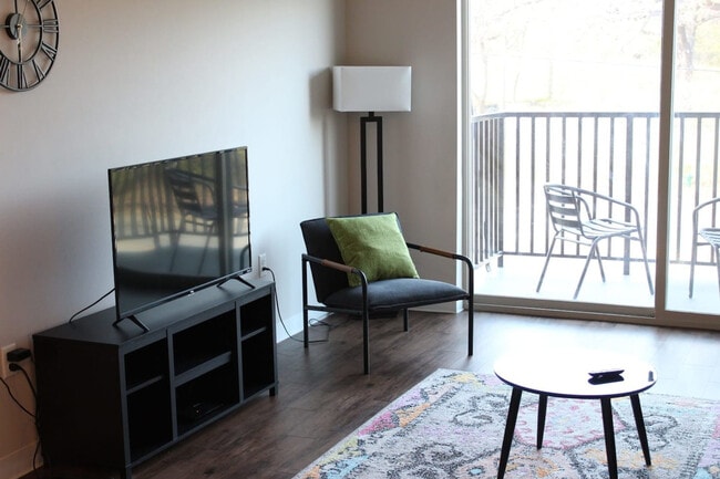 Photo - 4415 Lincoln Way Unit ID1261669P