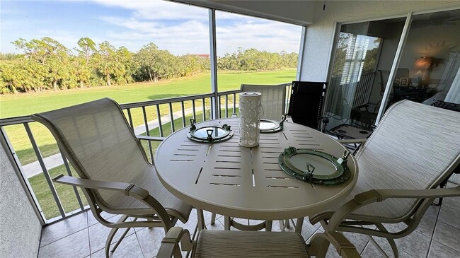 Photo - 8735 Olde Hickory Ave Unit 8306