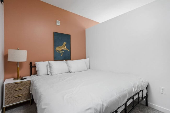 Photo - 421 N Pennsylvania St Unit ID1312584P