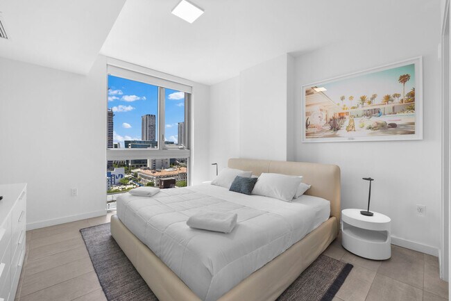 Photo - 227 NE 2nd St Unit SI FL18-ID1022588P