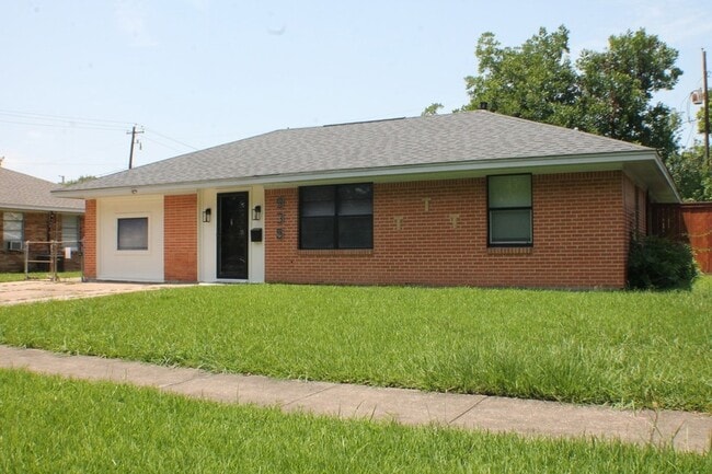 Building Photo - 935 Creager St