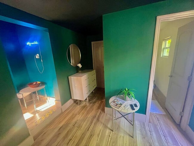 Photo - 625 NE 13th Ave Unit ID1369647P