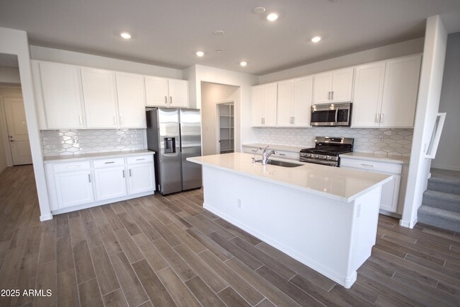 Photo - 21326 W Roanoke Ave