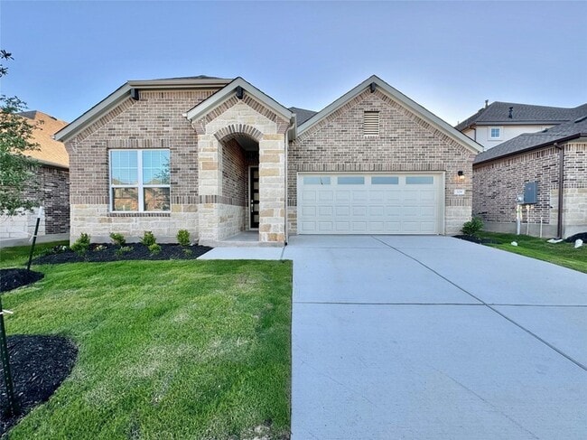 Photo - 329 Tinto St