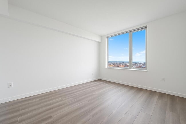 Photo - 1524 Sheepshead Bay Rd