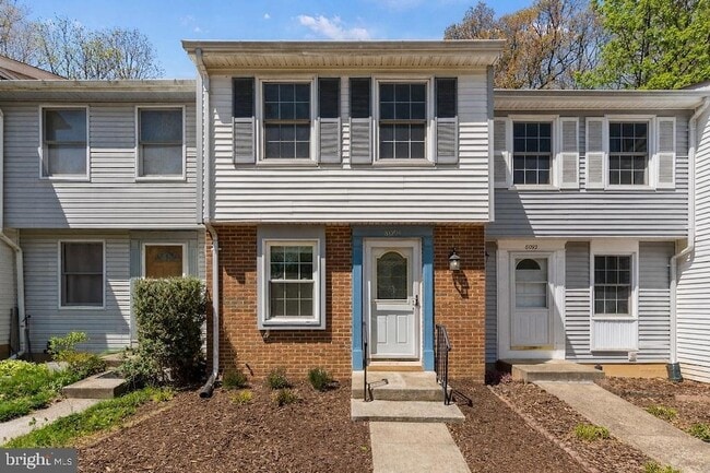 Building Photo - 8094 Grandview Ct