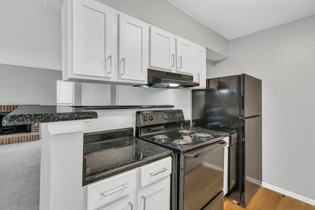 Renovated 1 Bedroom - Kitchen - Samara East Apartments