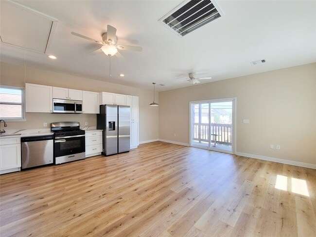 Photo - 1903 Mary St