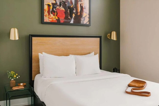 Building Photo - 17 S Wabash Ave Unit SI ID1504151P