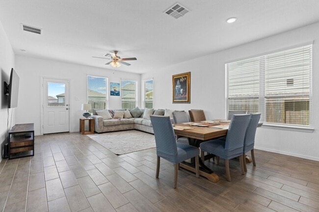 Photo - 9658 Caney Trails Rd