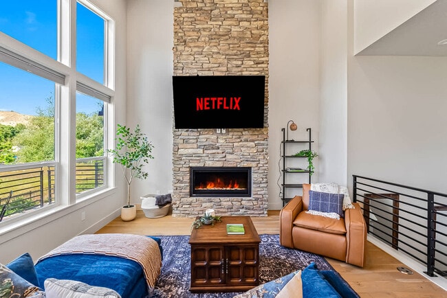 Photo - 6389 W Bluebird Ln Unit ID1322140P