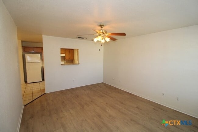 Photo - 305 Cedar Ridge Dr Unit B