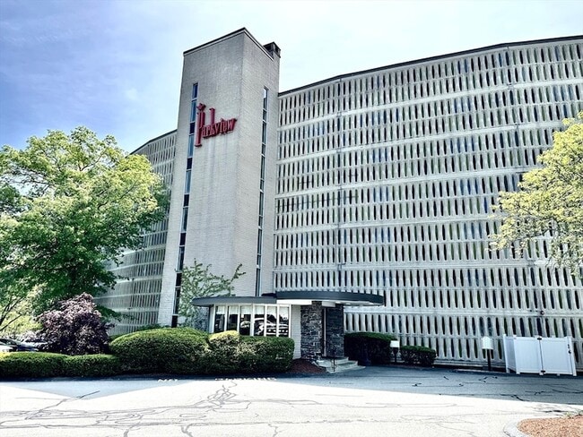 Building Photo - 200 Swanton St Unit 412