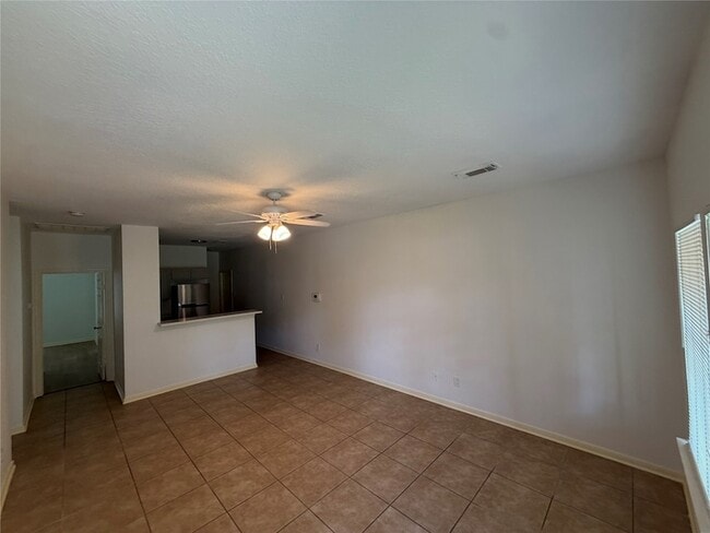 Photo - 4516 White Rock St
