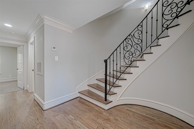 Photo - 5226 Kiam St