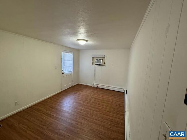 Photo - 1101 Grove St Unit B