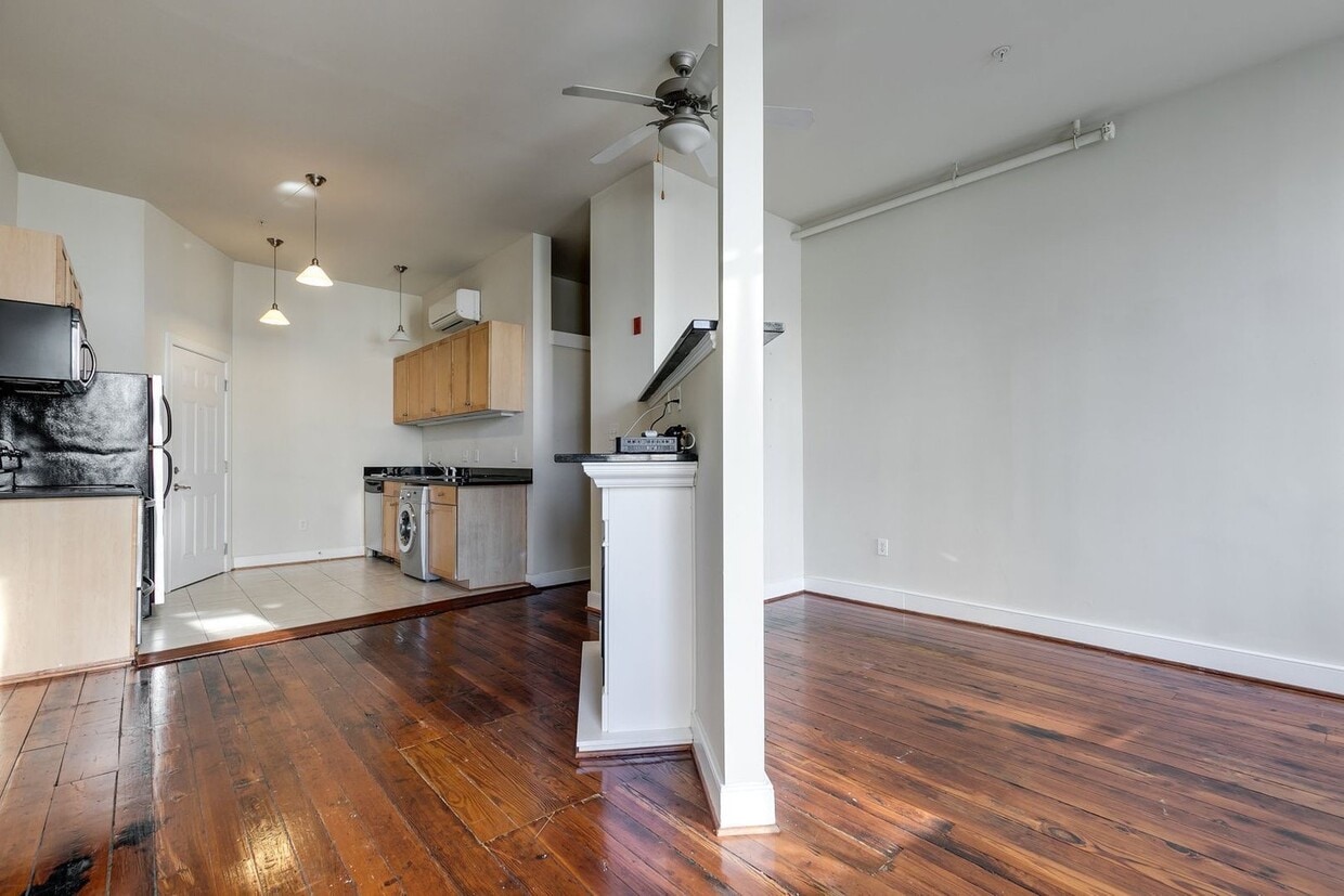 Floor Plan - 0 Bedroom 1 Bath - 68071