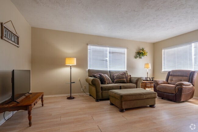2BR,&nbsp;1BA -&nbsp;850SF - Riverbend- Furnished and All Bills Paid!