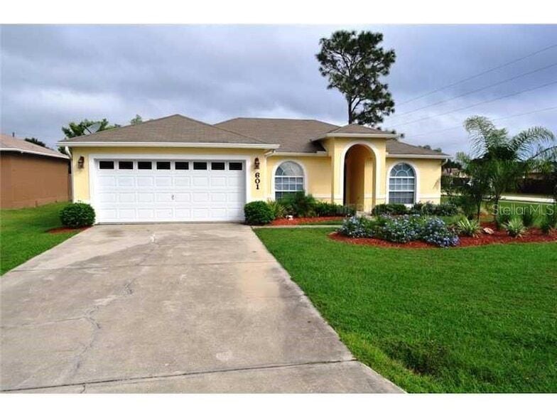 Photo - 601 Fisher Ct