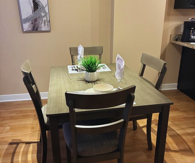 Photo - 1343 Ives Pl SE Unit SI ID1254798P