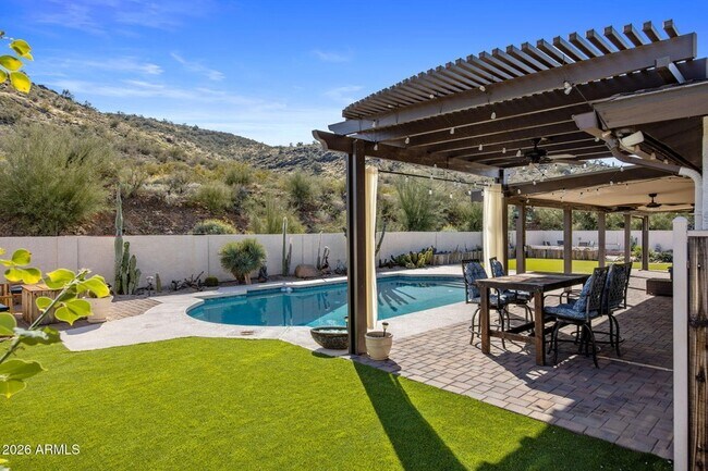 Photo - 221 W Sweetwater Ave