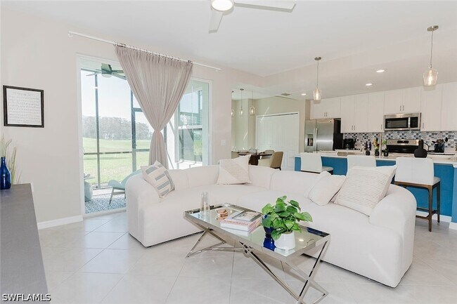 Photo - 6047 Ellerston Wy Unit 2113