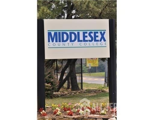 Photo - 18 College Dr Unit 18