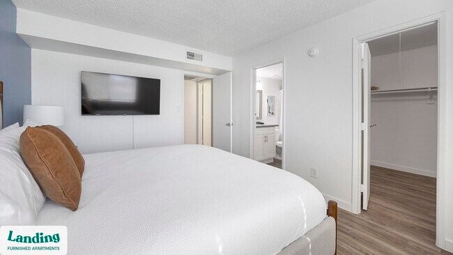 Photo - 8546 N 59th Ave Unit 226