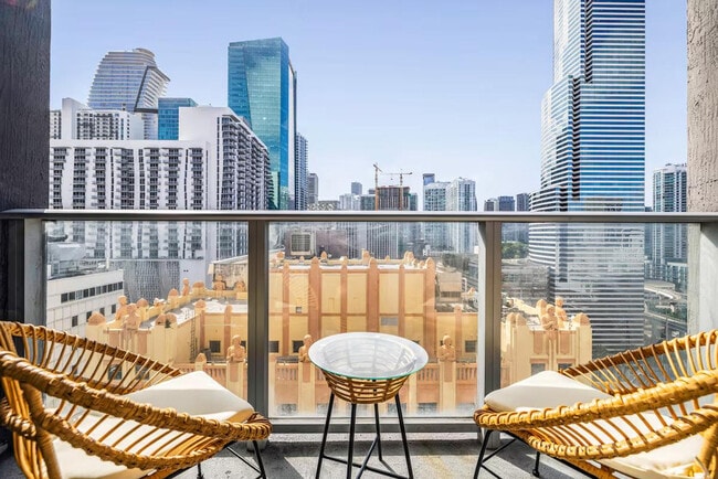 Photo - 245 SE 1st St Unit ID1255517P