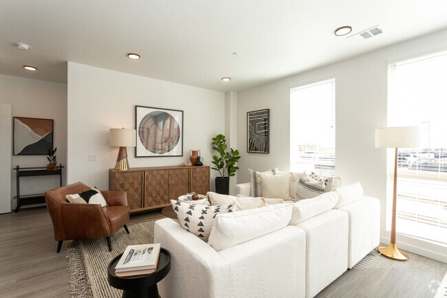 2BR, 2BA - 1089SF - Living Room - Claro at High Point