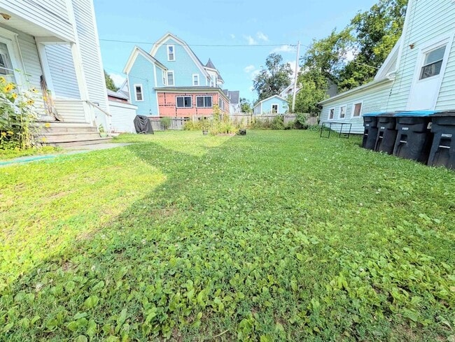 Photo - 400 Cliff St Unit 3