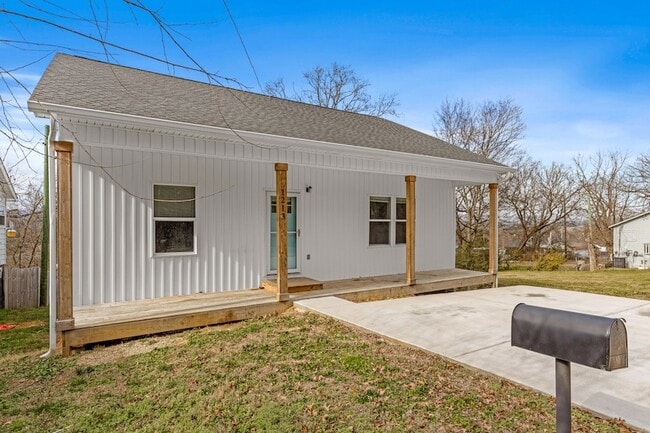Photo - 1213 N Chamberlain Ave