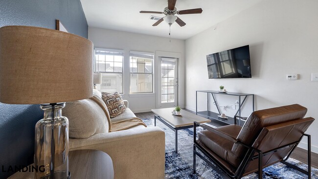 Photo - 2115 Windsor Blvd Unit 5304