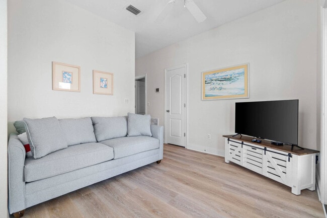 Photo - 42 Topaz Cove Unit ID1056196P