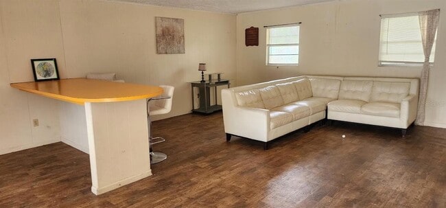 Photo - 1821 Los Pinos Rd