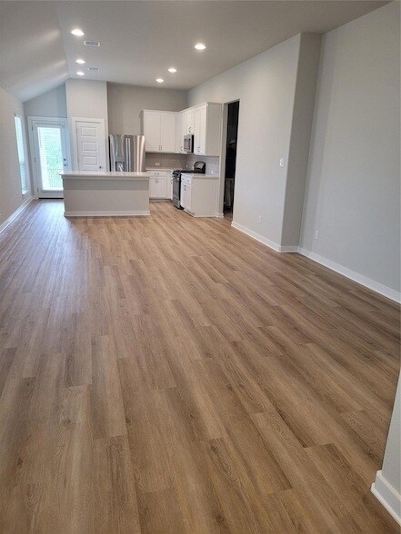 Photo - 121 Tall Grass Dr