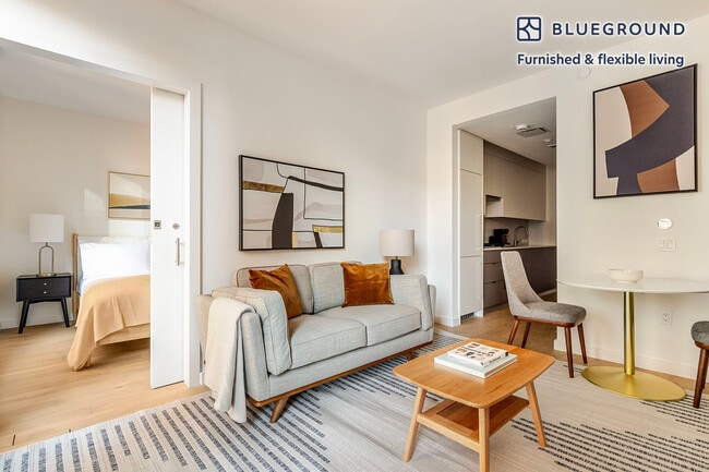 Building Photo - 243 W 28th St Unit SI FL7-ID2143
