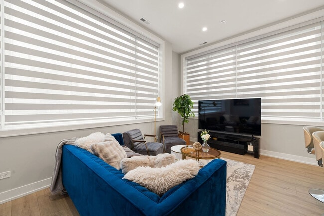 Photo - 801 S Western Ave Unit ID1262784P