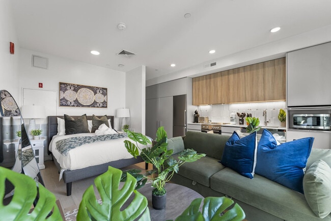 Building Photo - 35 W 2nd St Unit SI ID1240280P