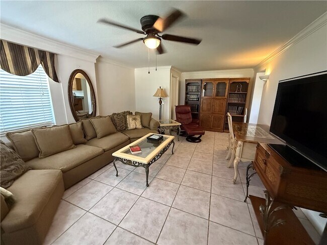 Photo - 2015 15th Ln