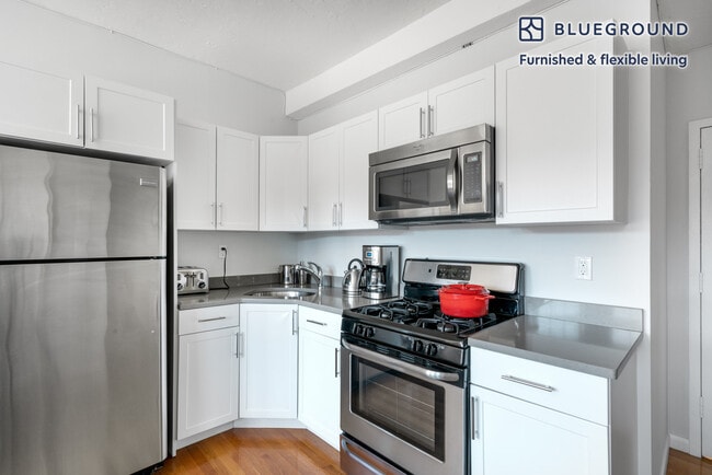 Photo - 179 St Botolph St Unit FL3-ID137