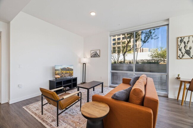 Photo - 222 E Jefferson St Unit ID1369269P