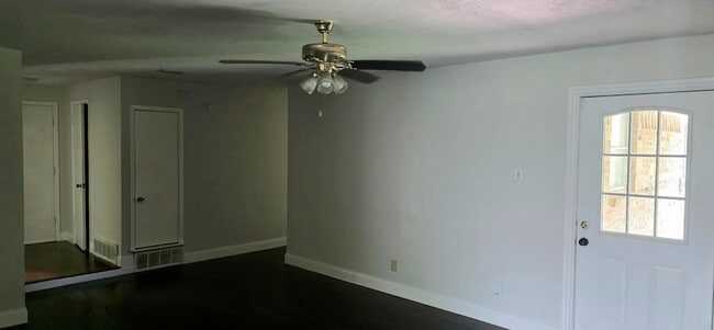 Photo - 1018 Rockledge Dr