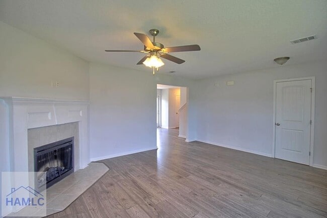 Photo - 102 Brandonwood Rd NE