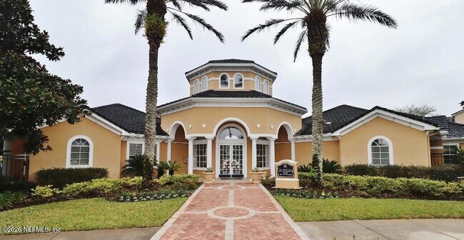 Photo - 10075 Gate Pkwy N Unit 807