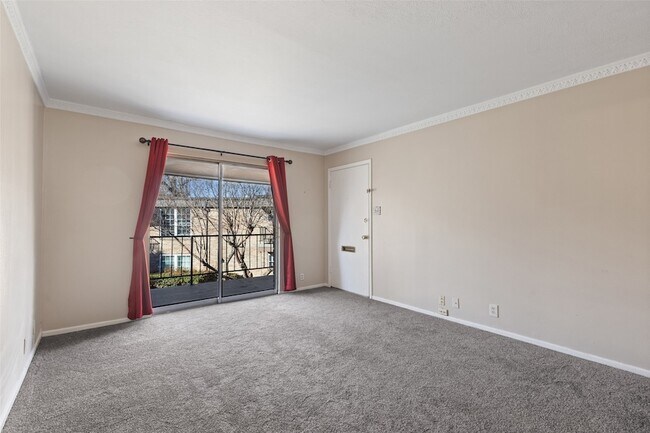 Photo - 7918 Royal Ln Unit 212