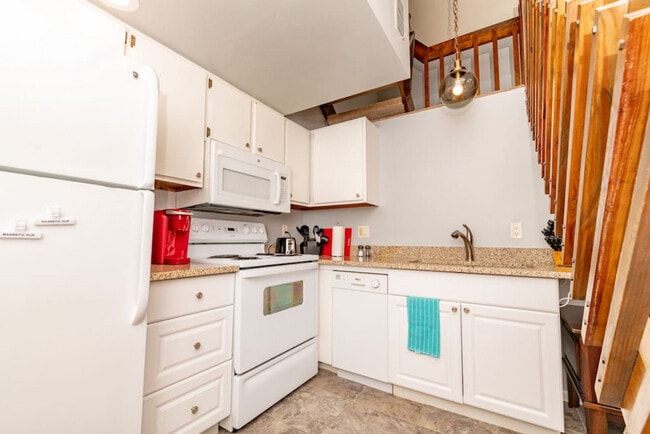 Photo - 962 Pavilion St Unit ID1056059P